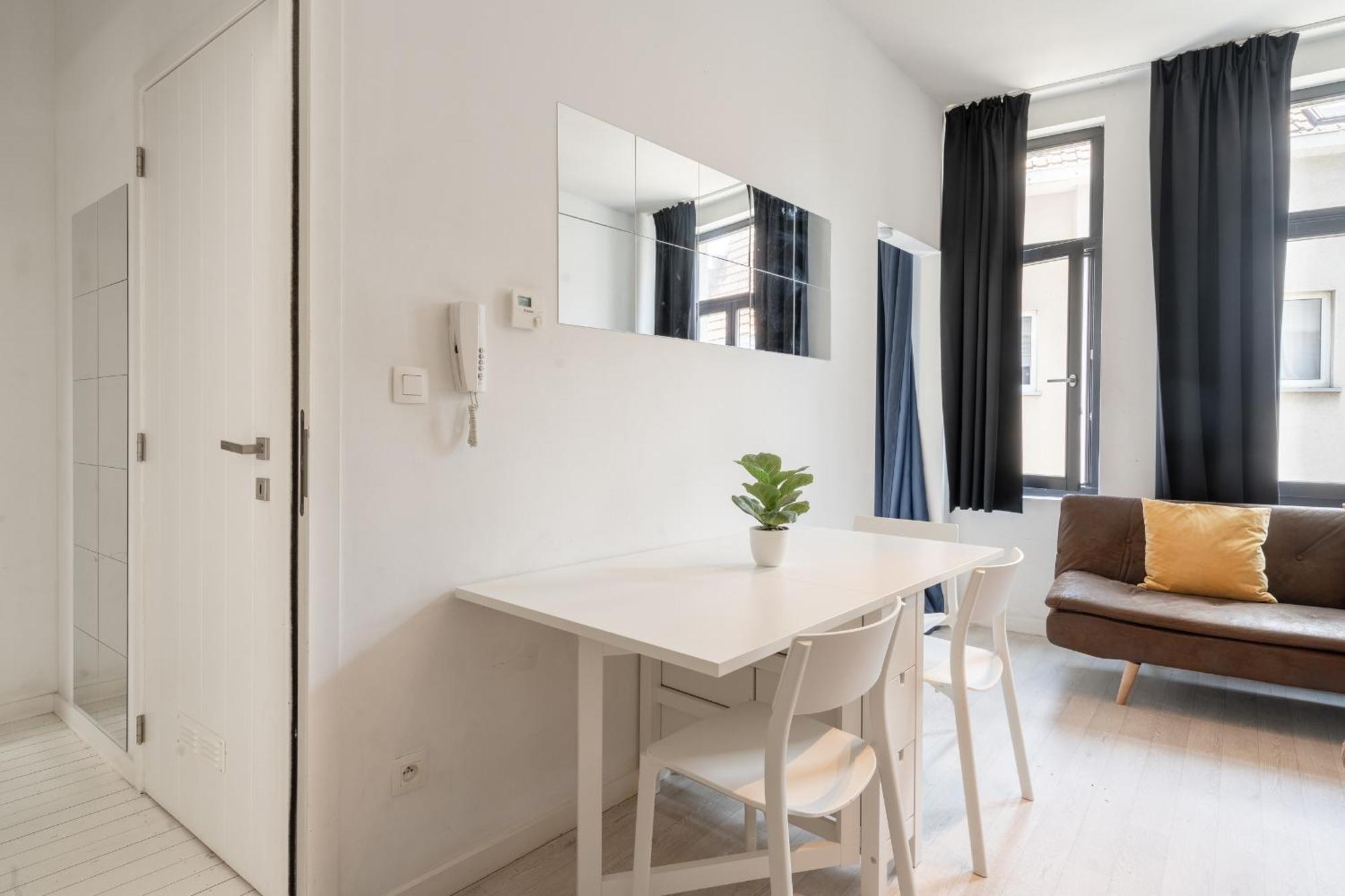 Beautiful Cozy Apartments In The Heart Of Antwerpen Exteriör bild